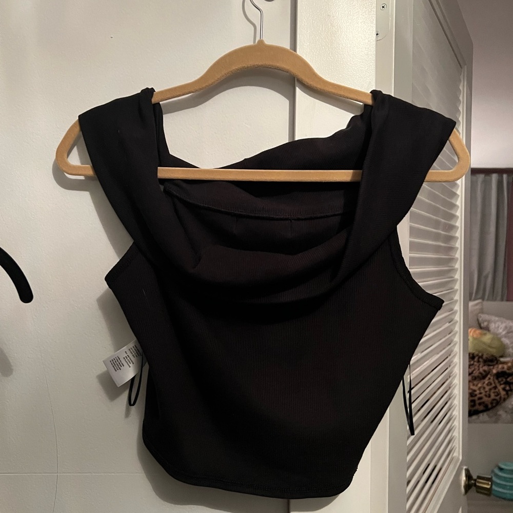 urban outfitters off shoulder black top large